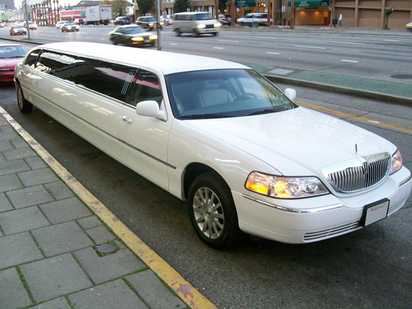 San Francisco 8 Passenger Limo